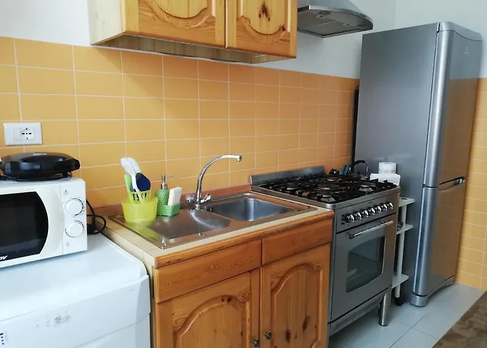 Garibaldi Guest House